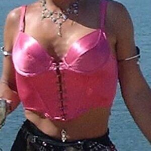 Victoria's Secret Sexy hot pink satin bustier Size 34B; hook closure